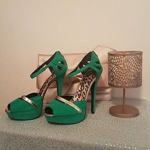 Emerald Green peep toe pumps